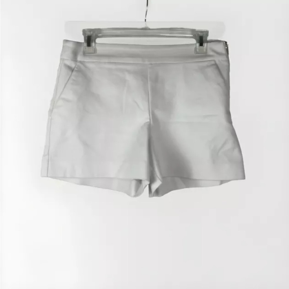 SAKS FIFTH AVENUE Womens Shorts Size 8 White Mid Rise Chino 3.5"